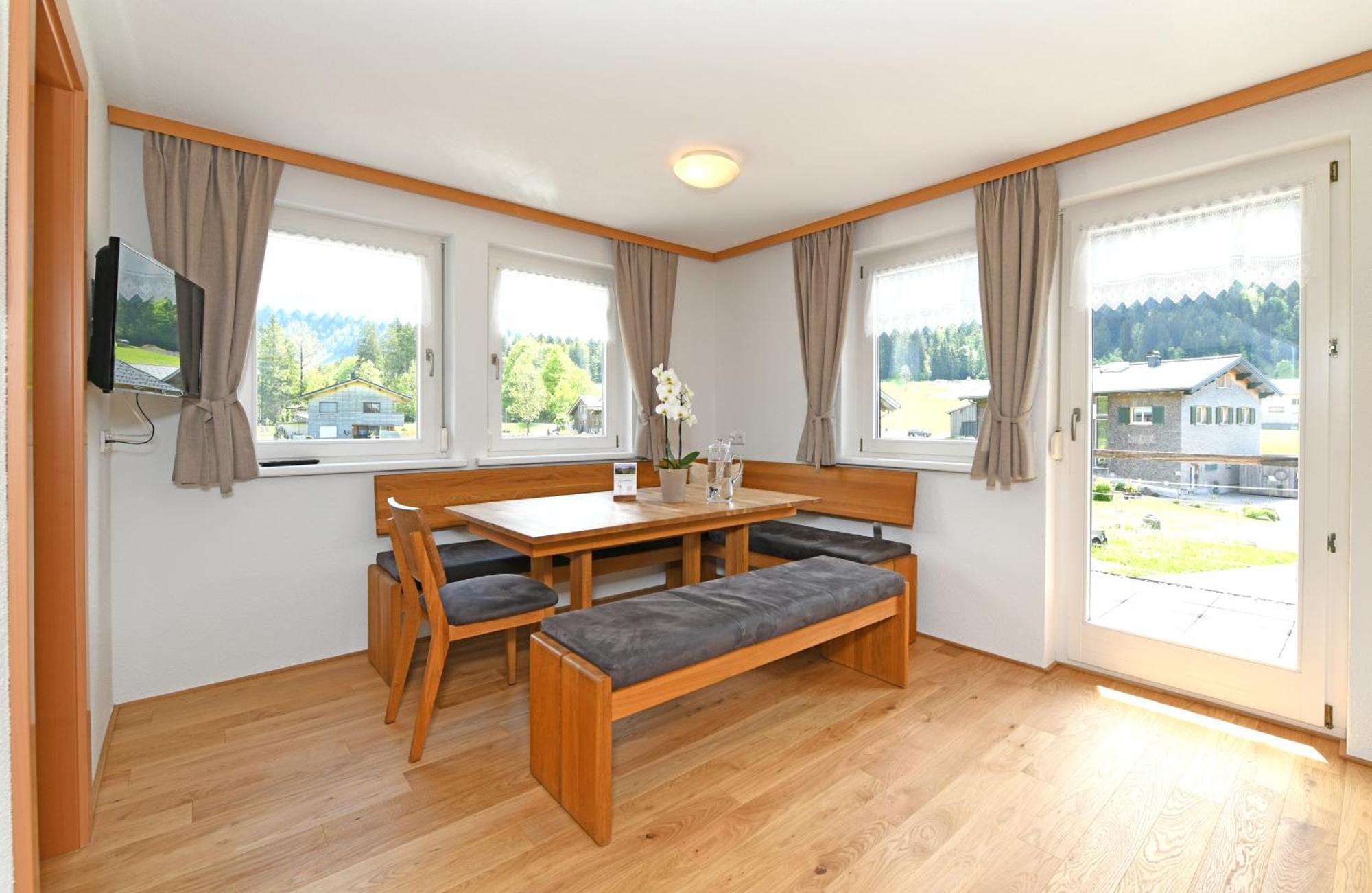 Ferienwohnungen Schantl Schoppernau Luaran gambar